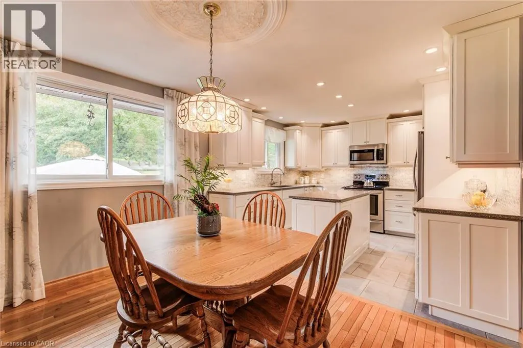 1327 PUDDICOMBE Road
