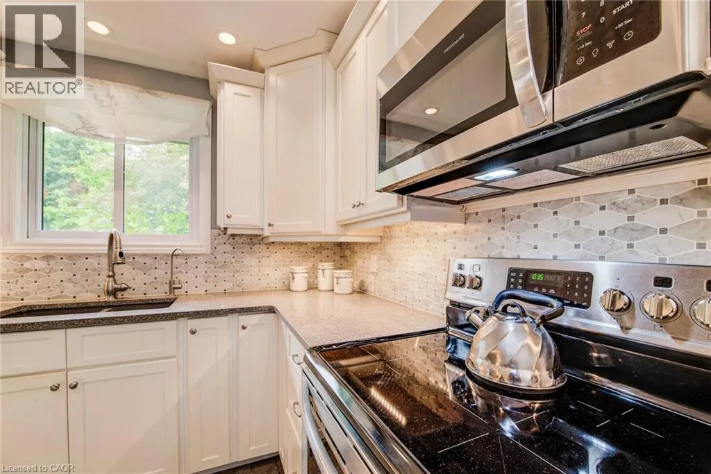 1327 PUDDICOMBE Road