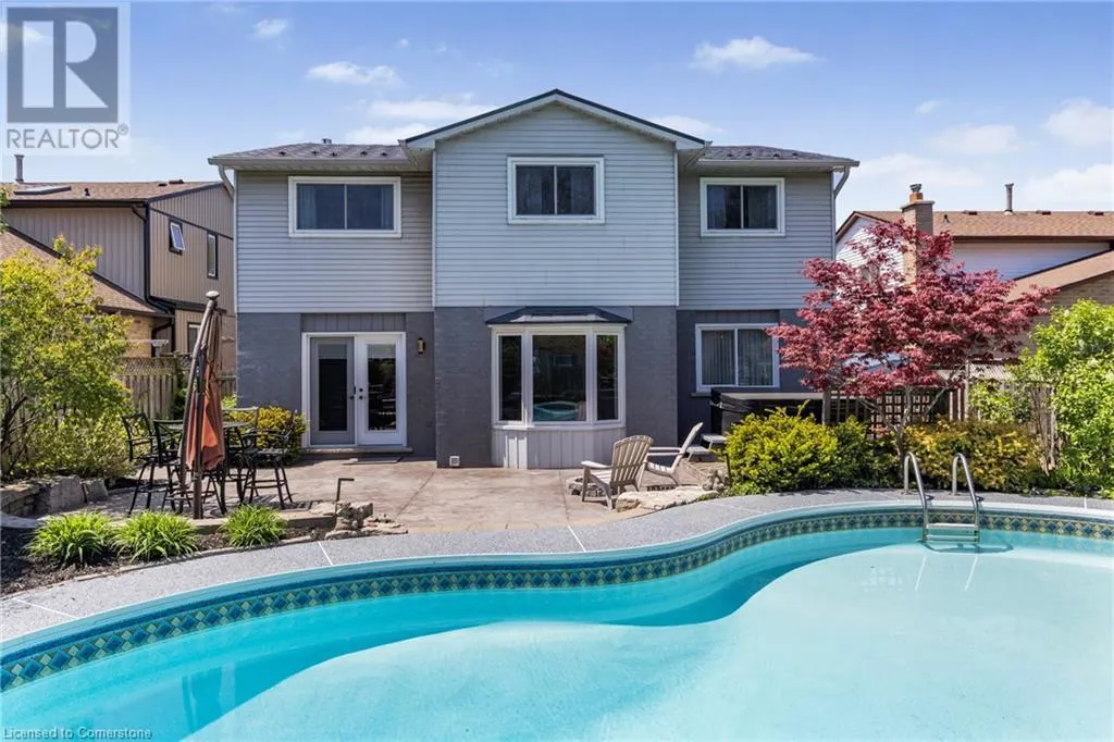 106 MAPLE Drive