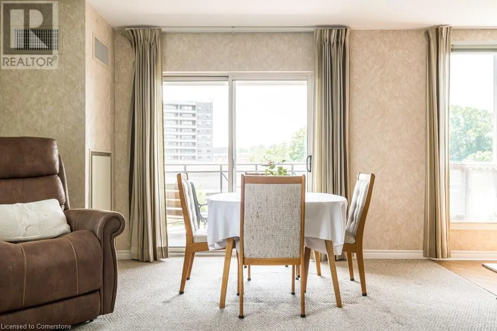2000 CREEKSIDE Drive Unit# 805, #805