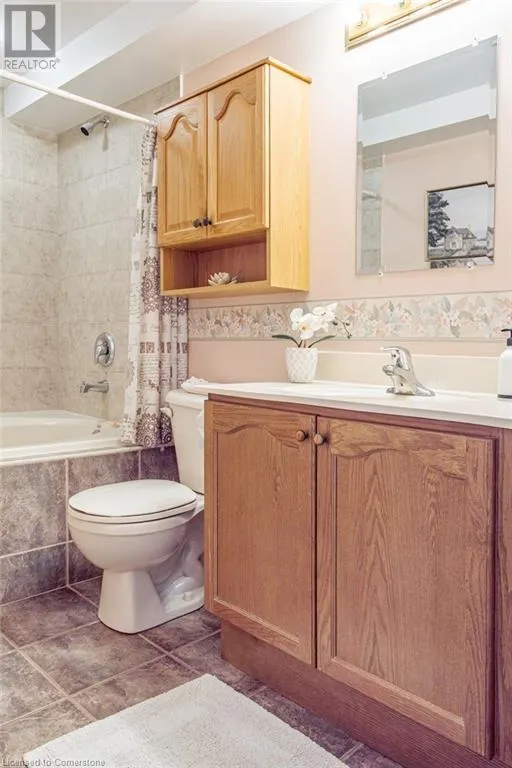 2000 CREEKSIDE Drive Unit# 805, #805