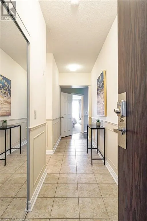 2000 CREEKSIDE Drive Unit# 805, #805