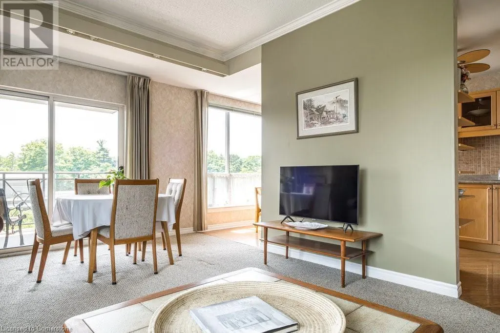2000 CREEKSIDE Drive Unit# 805, #805