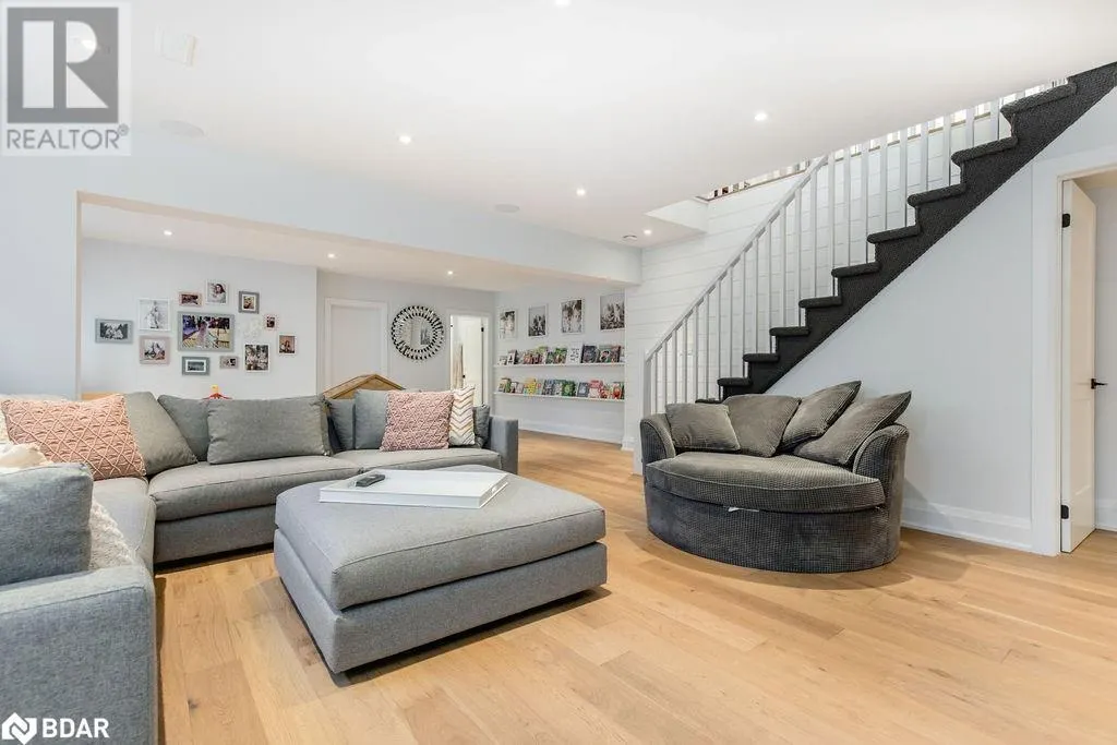 37 PADDY DUNNS Circle