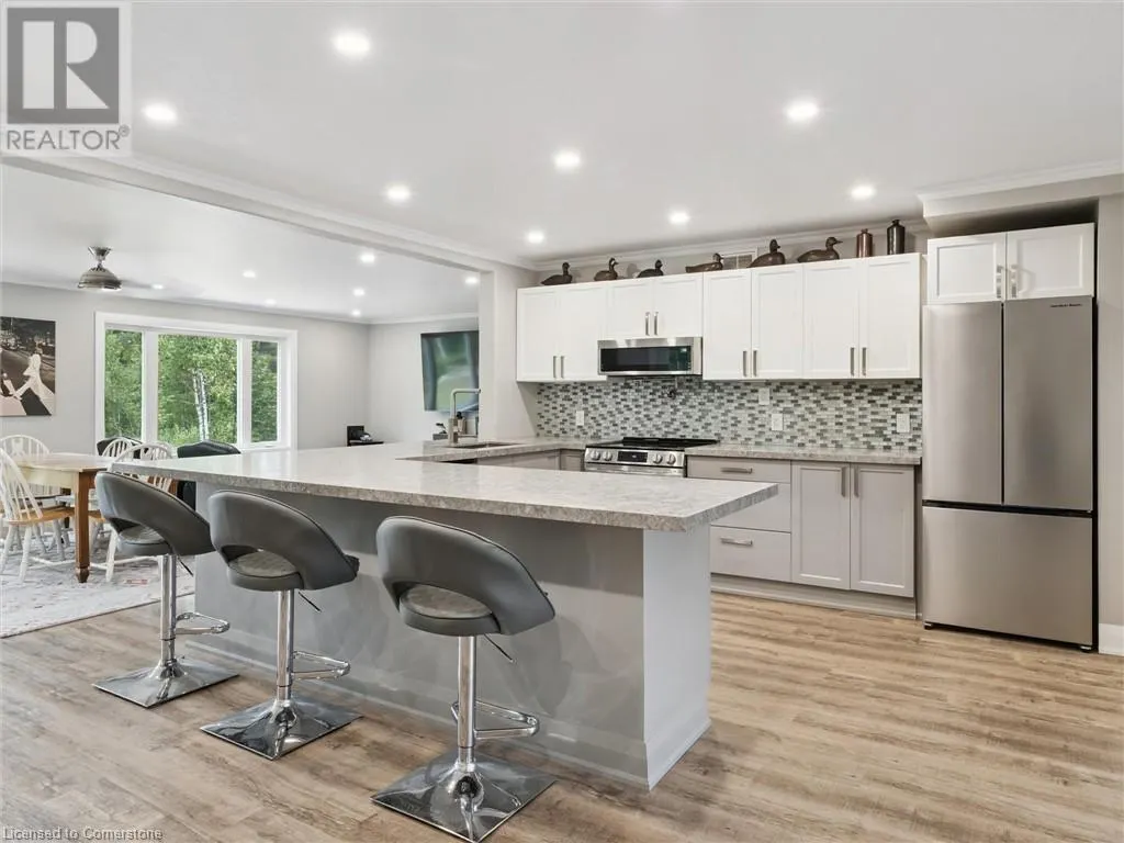 891 PENINSULA Road