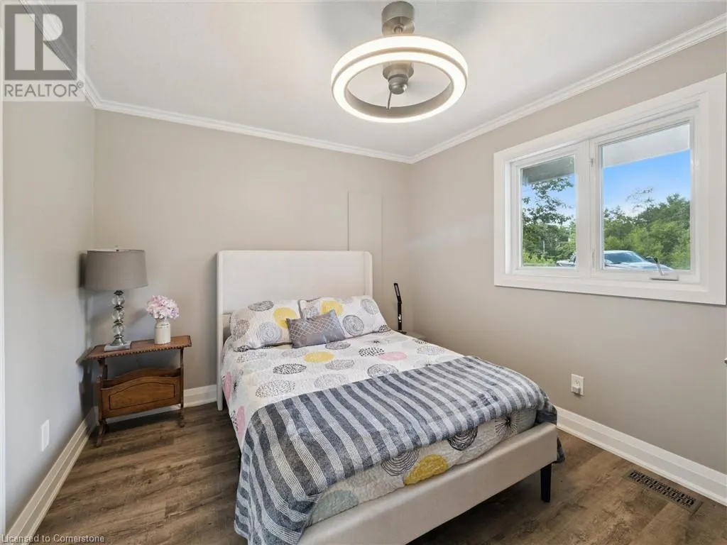 891 PENINSULA Road
