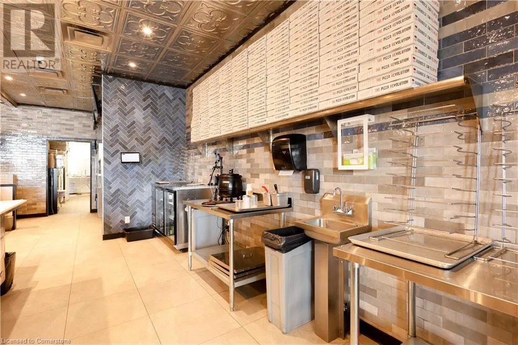 1820 ADELAIDE Street Unit# 3D, #3D