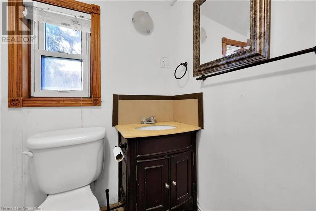 126 MOUNTAIN Road