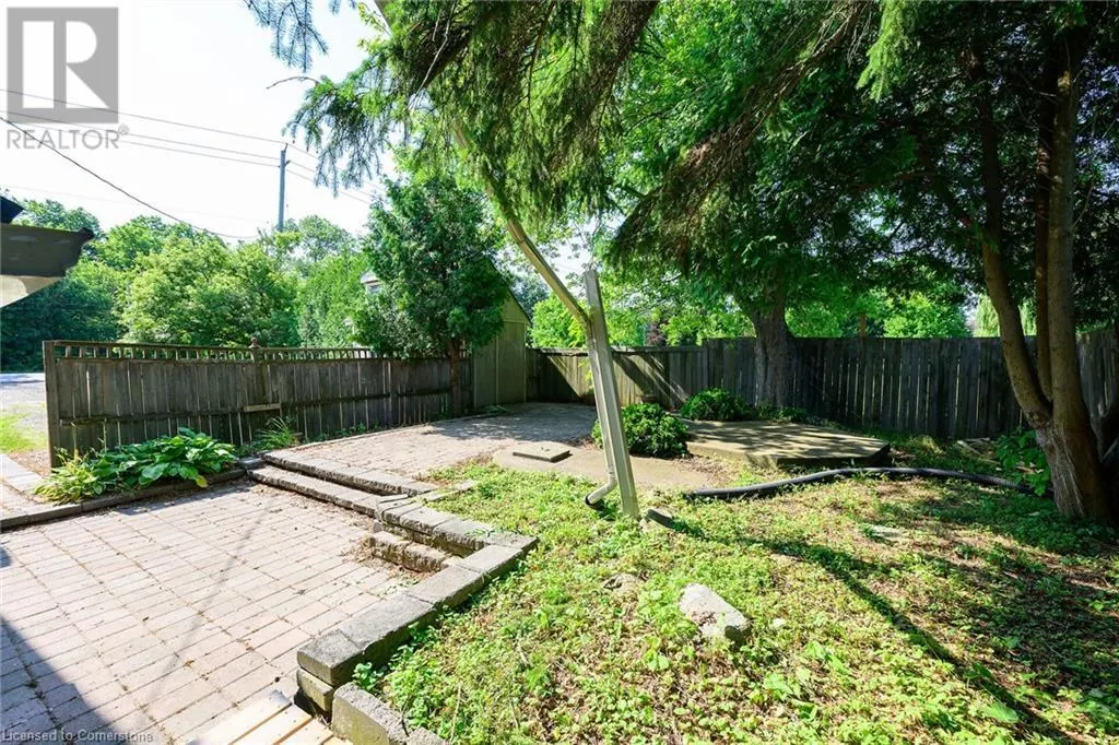 126 MOUNTAIN Road