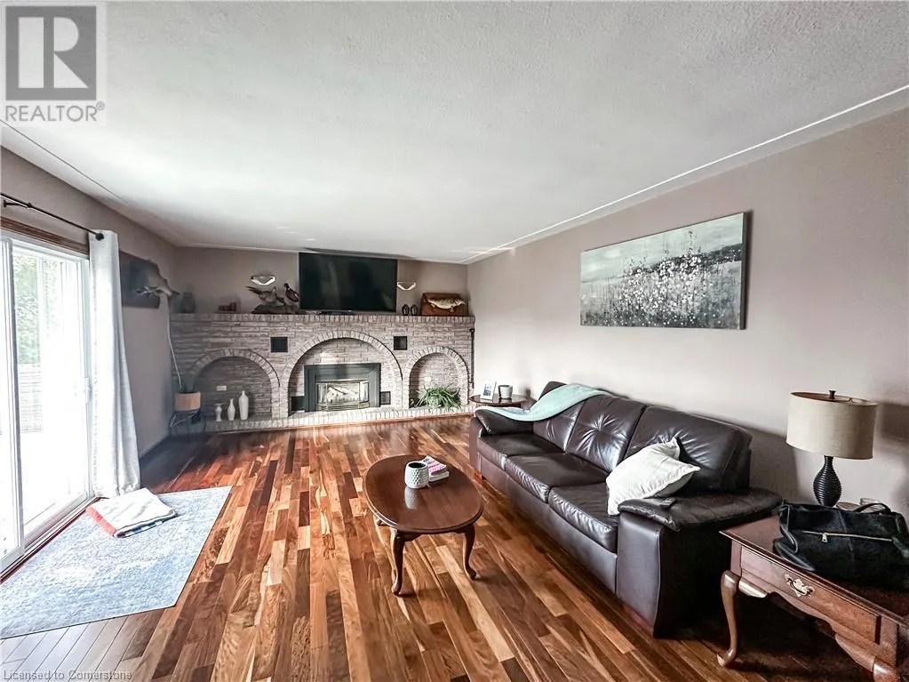 2320 HENDERSHOT Road
