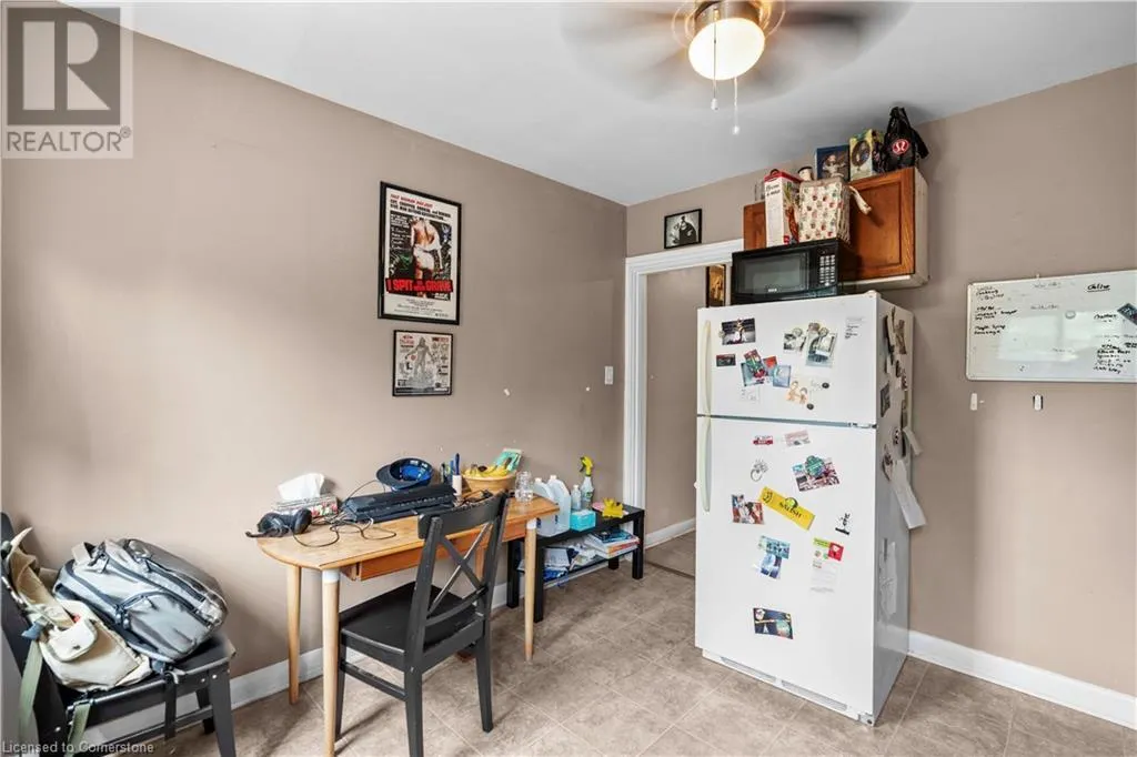 77 BARTON Street E