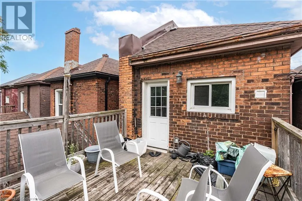 77 BARTON Street E