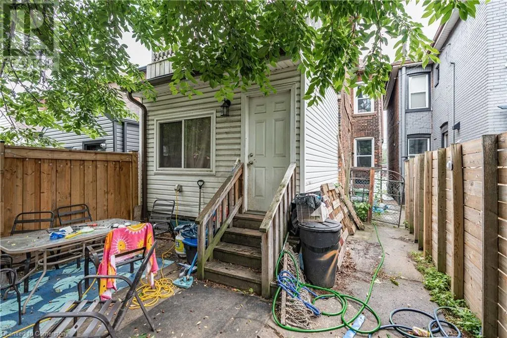 77 BARTON Street E