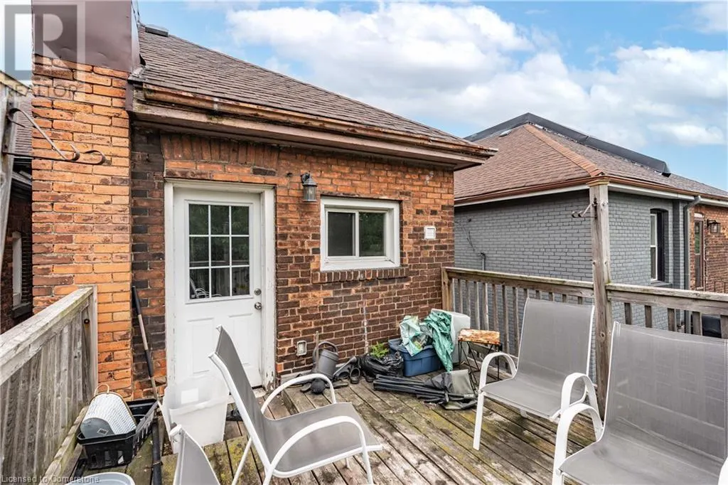 77 BARTON Street E