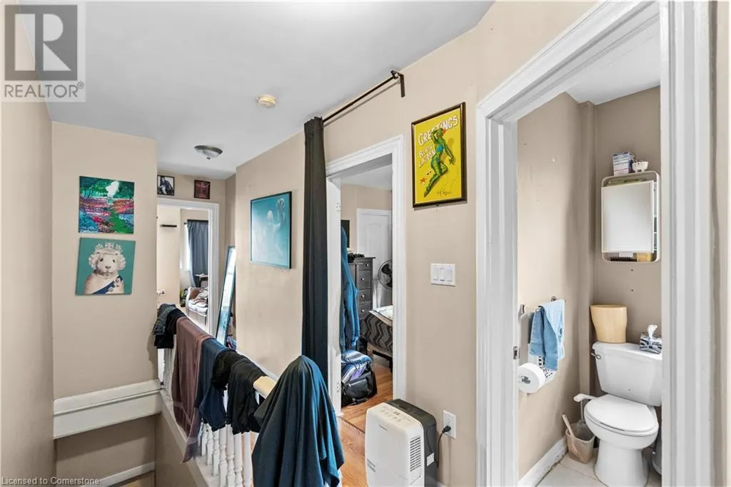 77 BARTON Street E