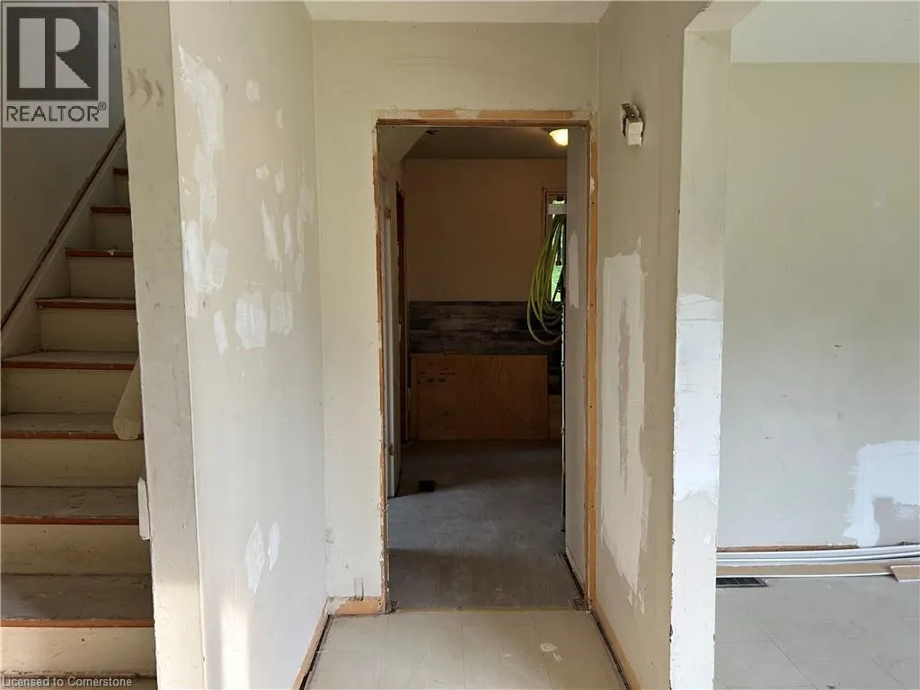 56-58 OAKWOOD Avenue