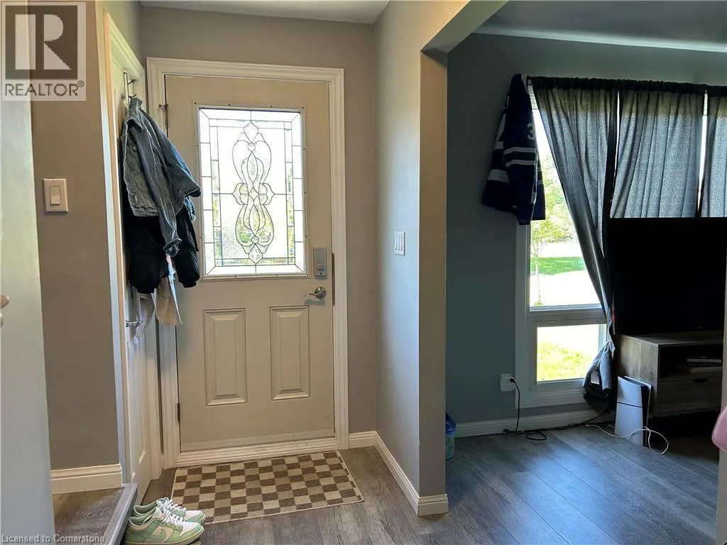 56-58 OAKWOOD Avenue