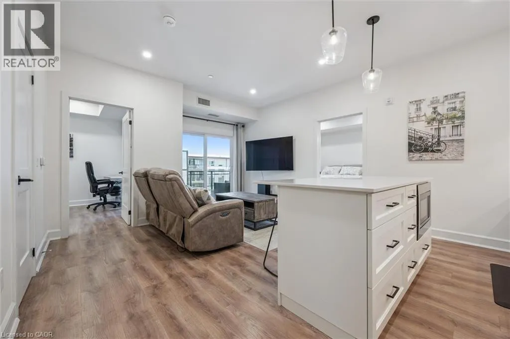 251 NORTHFIELD Drive E Unit# 609, #609