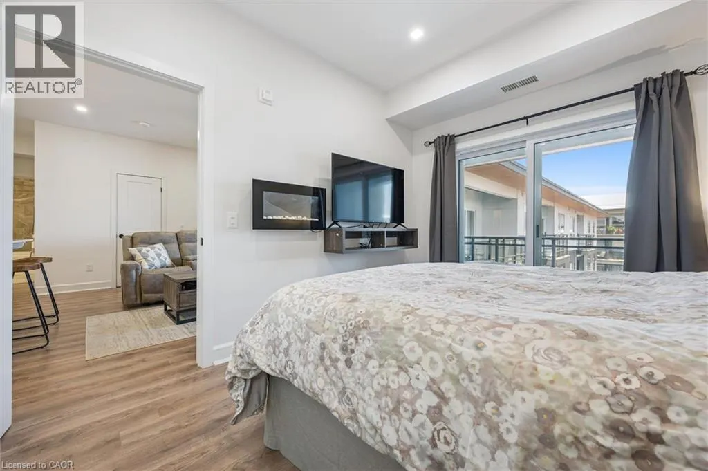 251 NORTHFIELD Drive E Unit# 609, #609