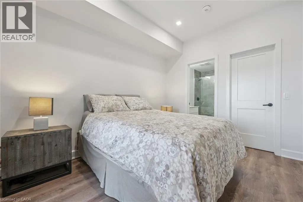 251 NORTHFIELD Drive E Unit# 609, #609