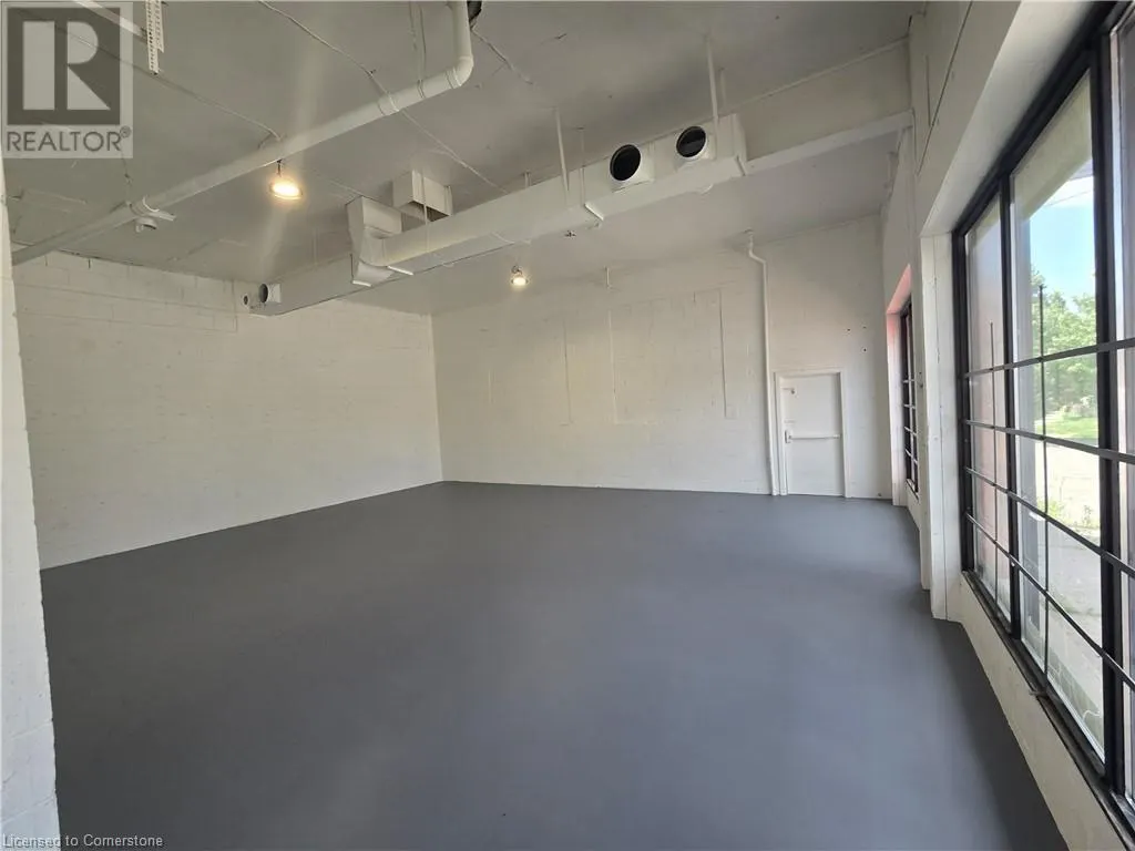 693 HAMILTON Road