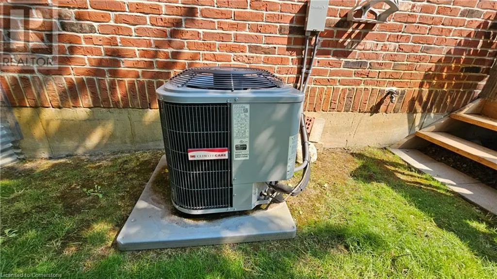 42 DONLY Drive S Unit# 11, #11