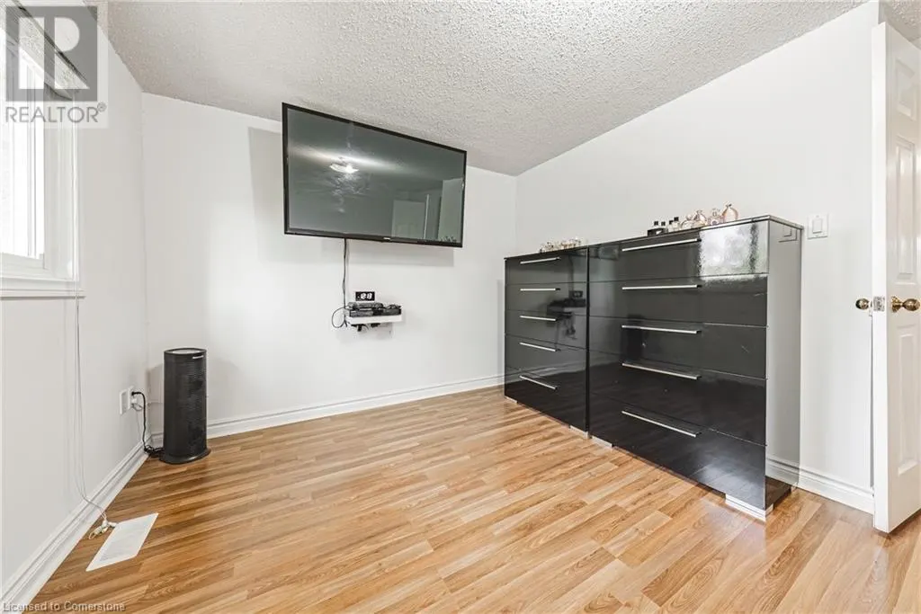 1155 PARAMOUNT Drive Unit# 26, #26