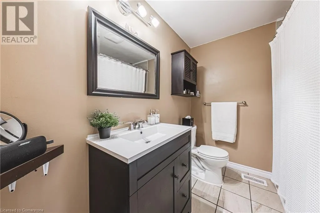 1155 PARAMOUNT Drive Unit# 26, #26