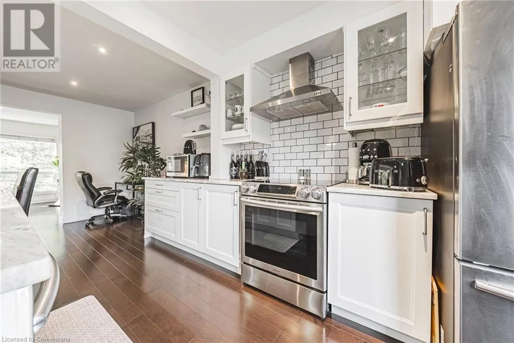 1155 PARAMOUNT Drive Unit# 26, #26