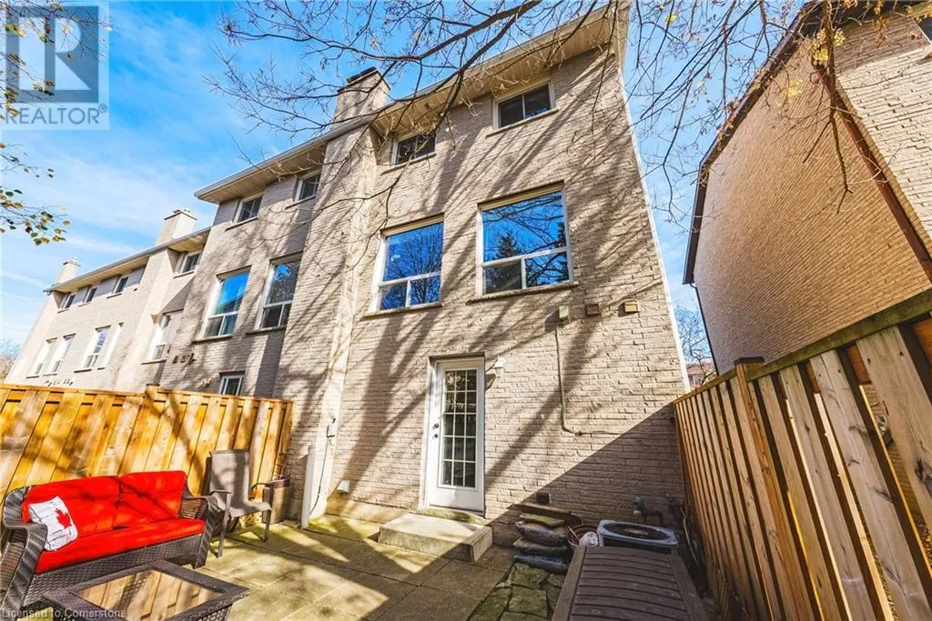 1155 PARAMOUNT Drive Unit# 26, #26