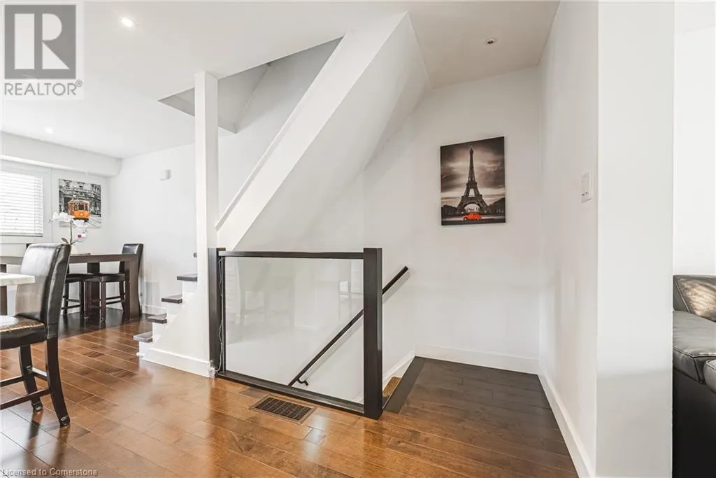 1155 PARAMOUNT Drive Unit# 26, #26