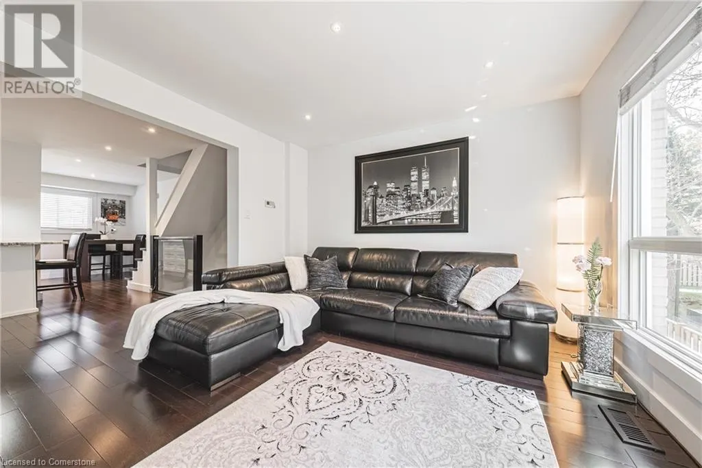 1155 PARAMOUNT Drive Unit# 26, #26