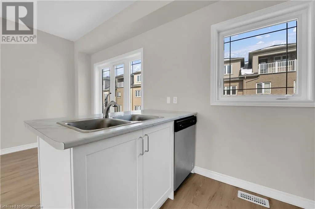 19 PICARDY Drive Unit# 6, #6