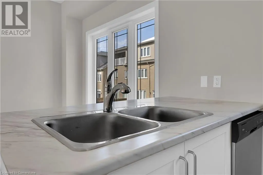 19 PICARDY Drive Unit# 6, #6