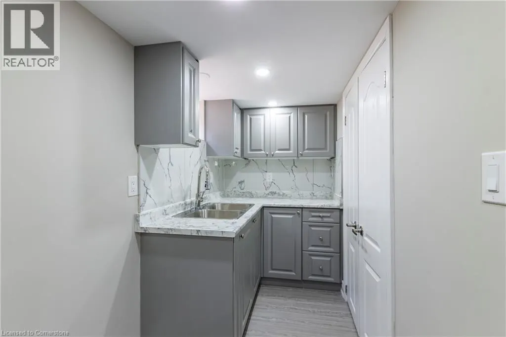 259 GREENFIELD Avenue