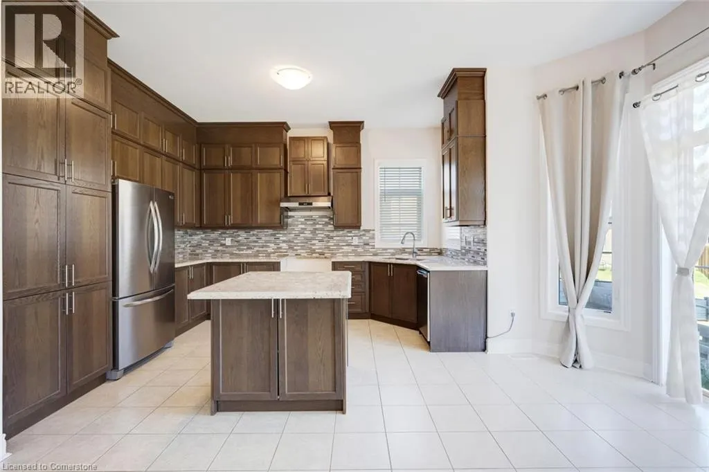 232 NIAGARA Trail