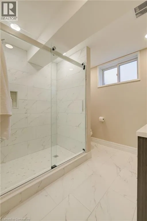 439 NORTHLAKE Drive