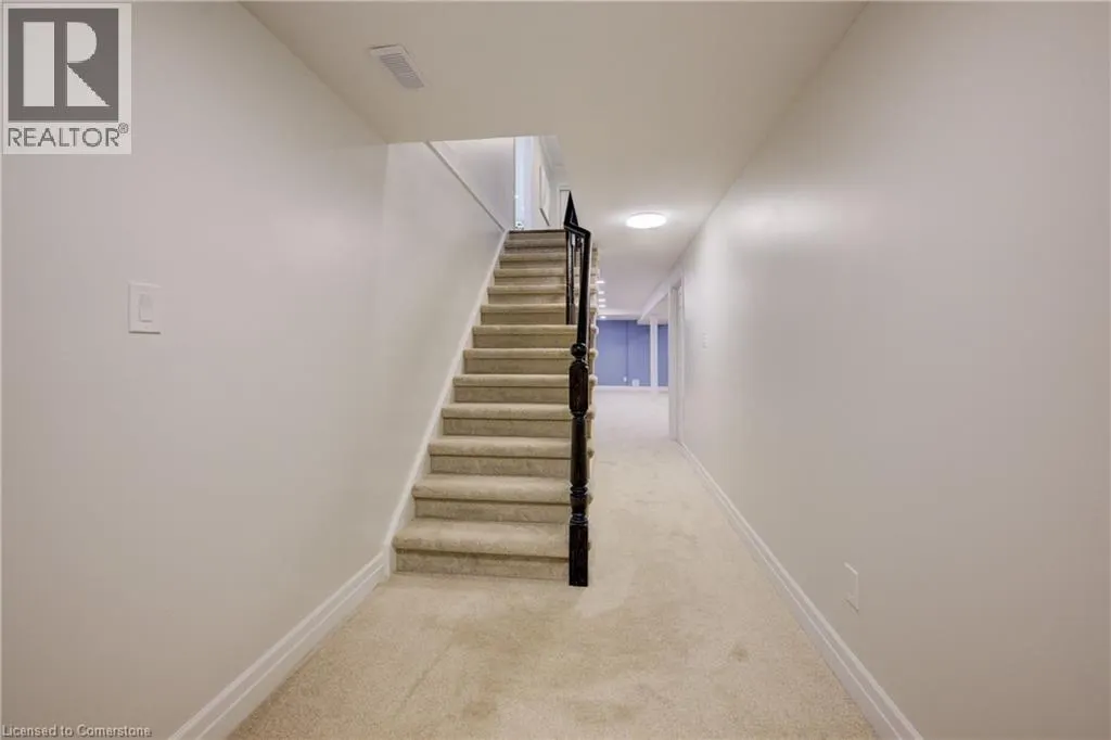 439 NORTHLAKE Drive