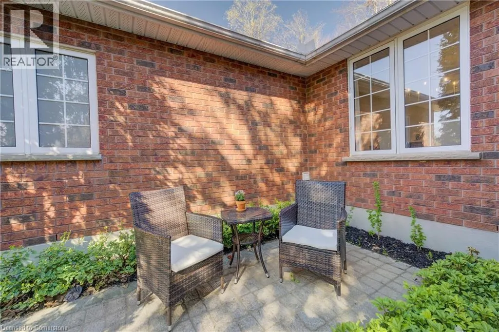 439 NORTHLAKE Drive