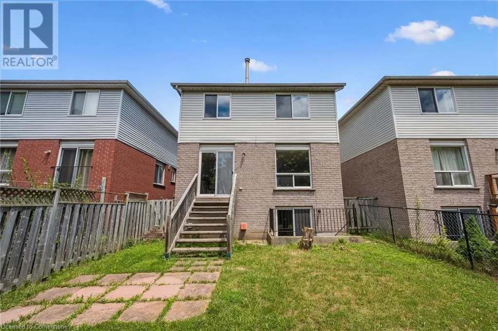71 MOSS Place