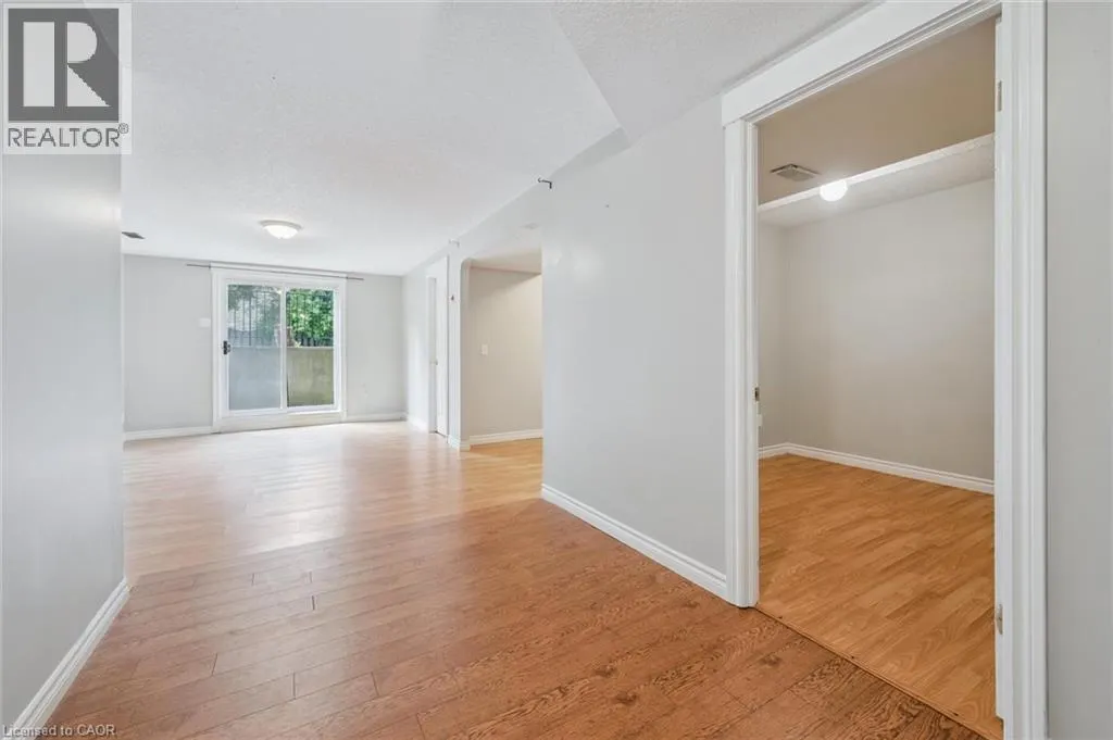 71 MOSS Place