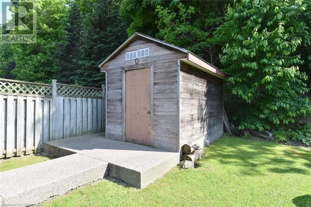 72 MAPLE Drive