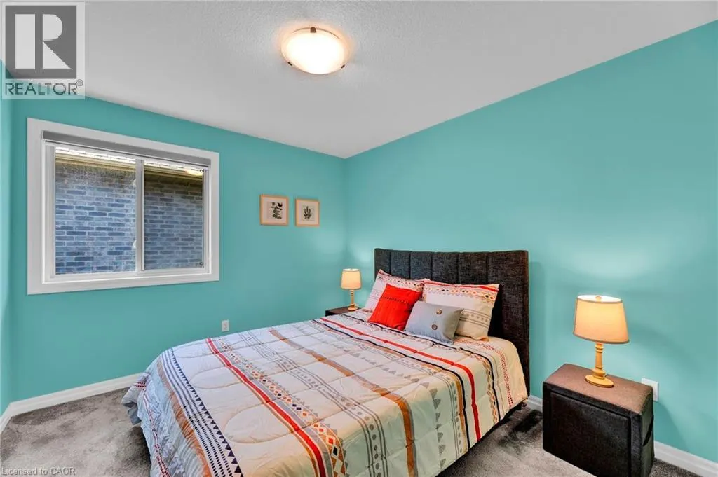 7 CURREN Crescent