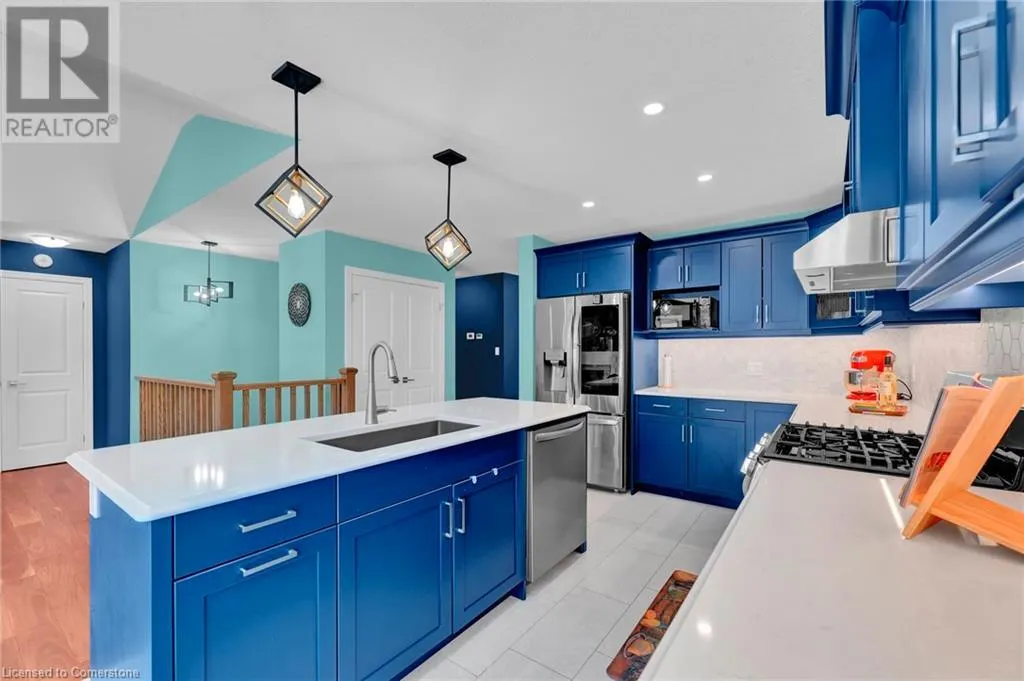 7 CURREN Crescent