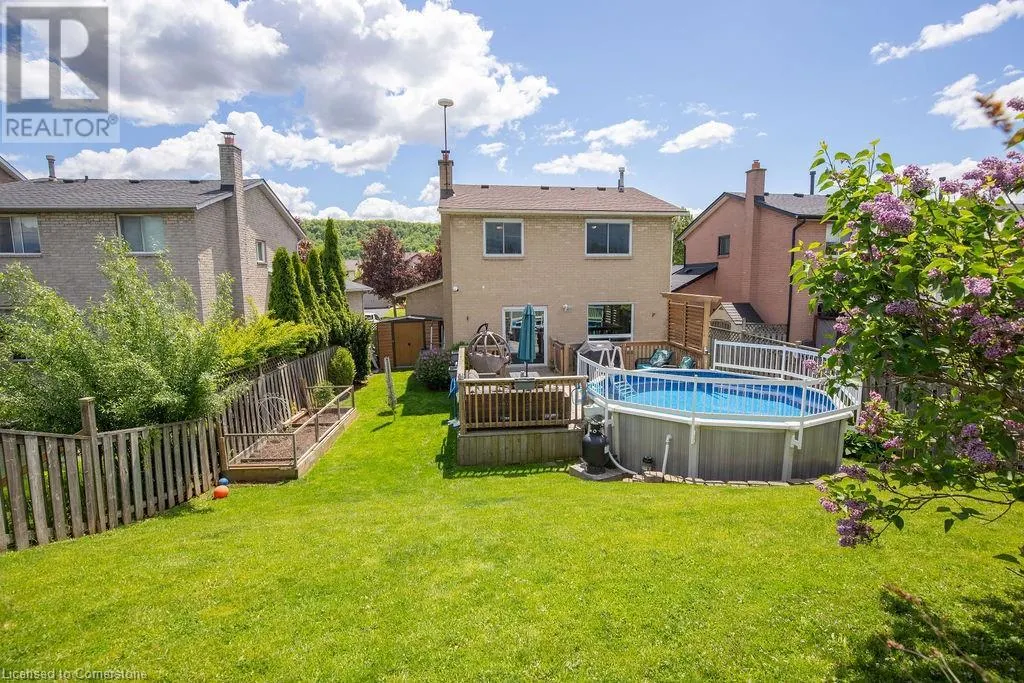 54 MERRITT Crescent