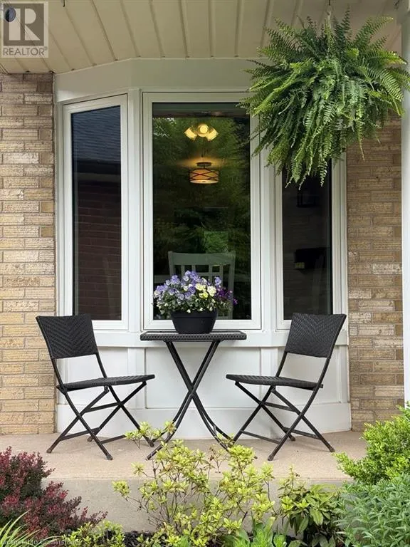 54 MERRITT Crescent