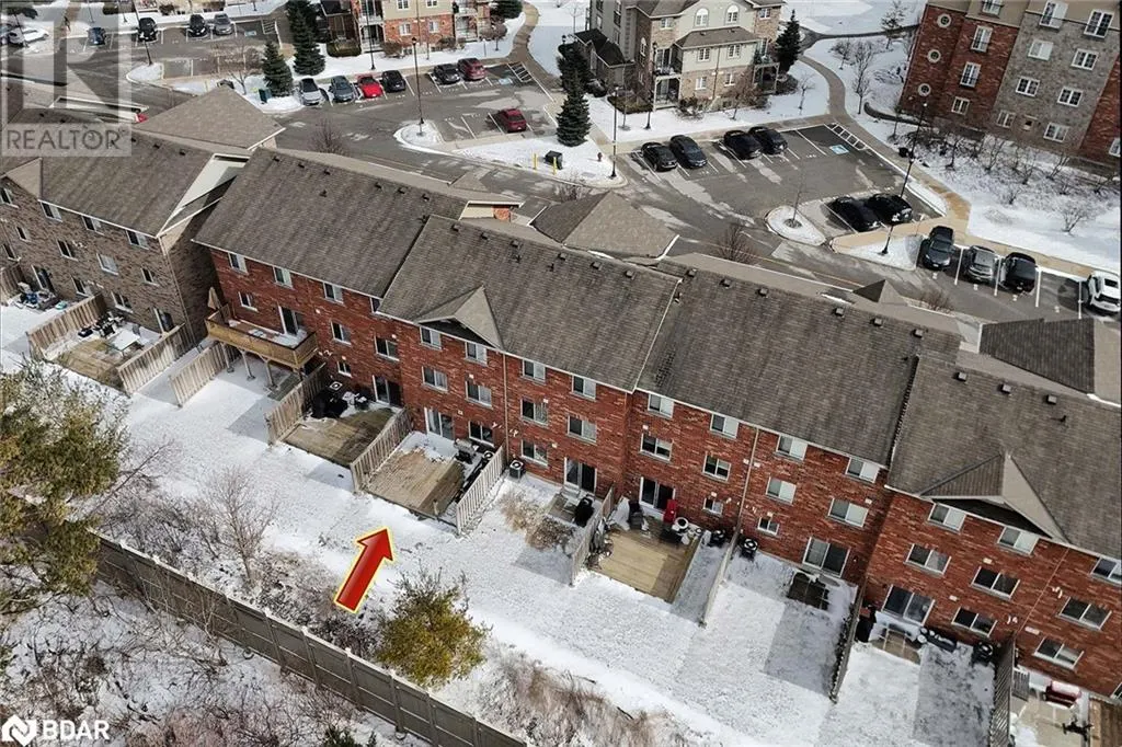 57 FERNDALE Drive S Unit# 7, #7