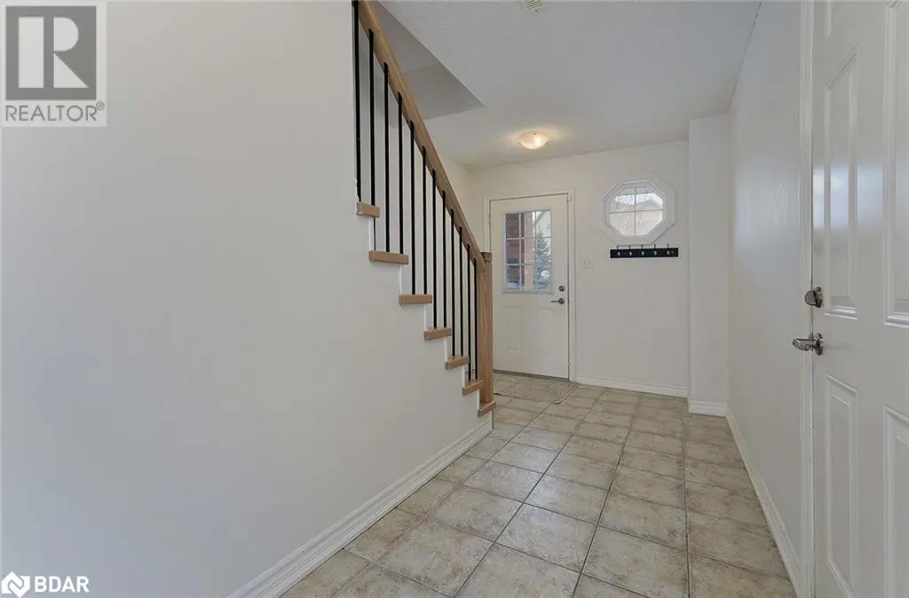 57 FERNDALE Drive S Unit# 7, #7
