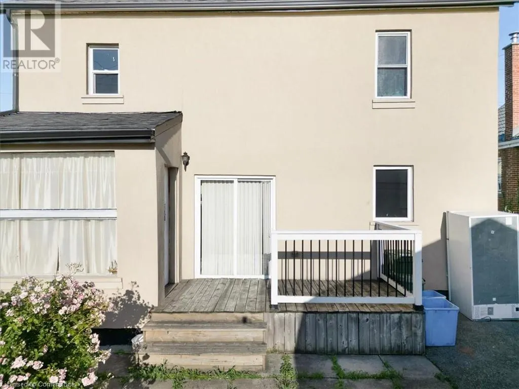 233 NORMANHURST Avenue
