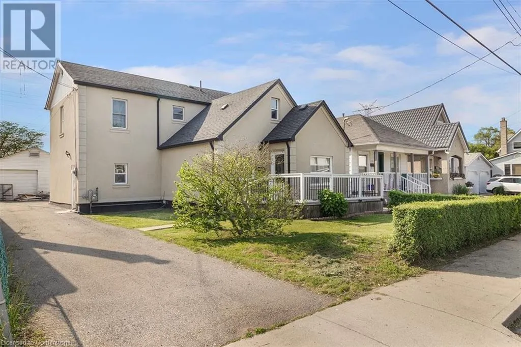 233 NORMANHURST Avenue